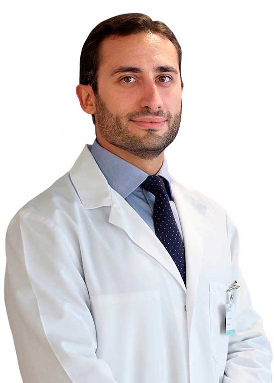 cirujano-plastico-sevilla-para-rinoplastia precio de cirugia rinoplastia sevilla